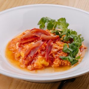 Бакинская яичница с бастурмой