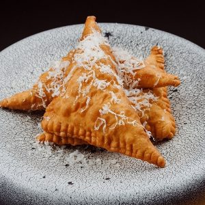 Мини-чебуреки с сыром